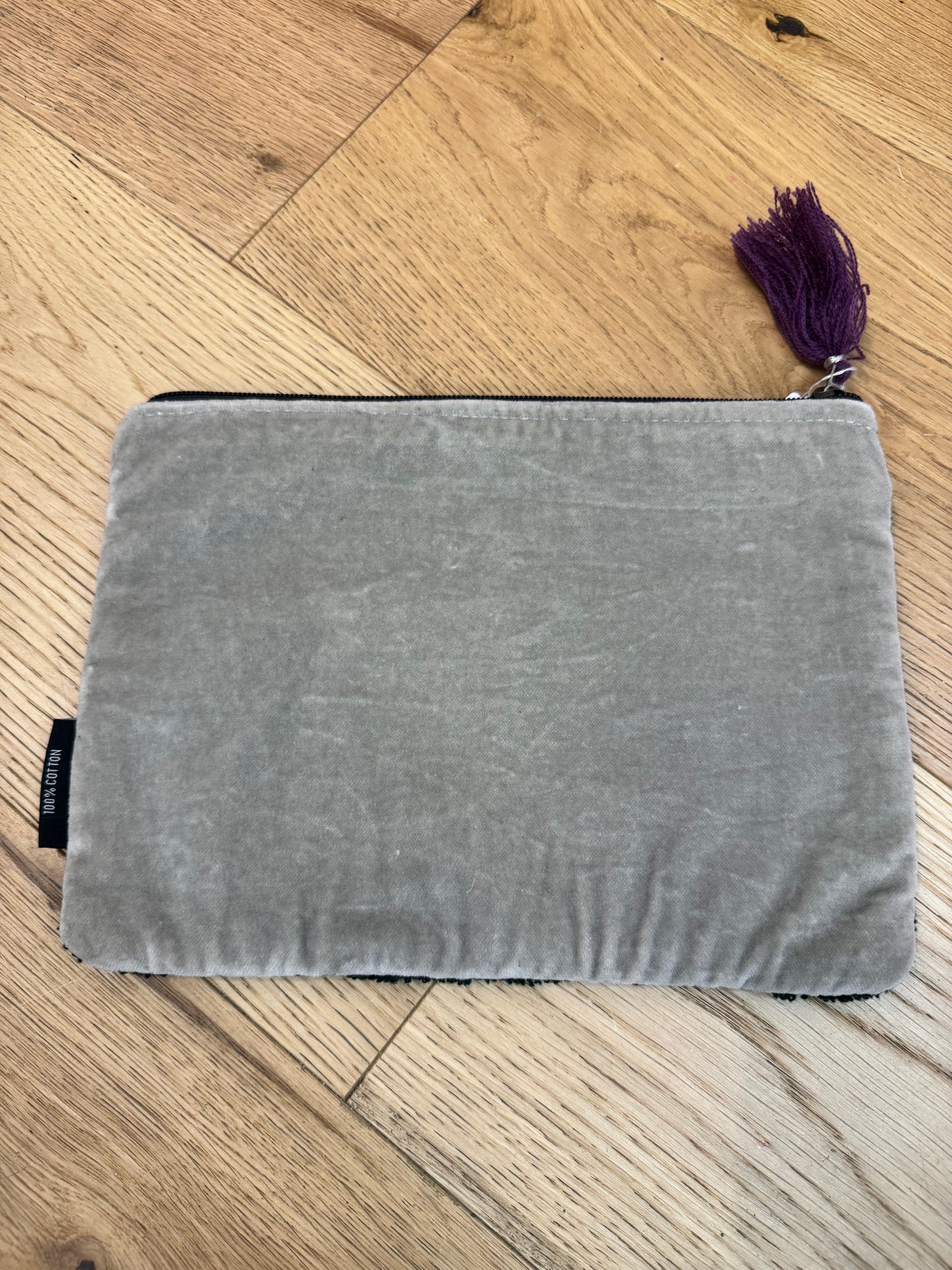 POCHETTE GREY