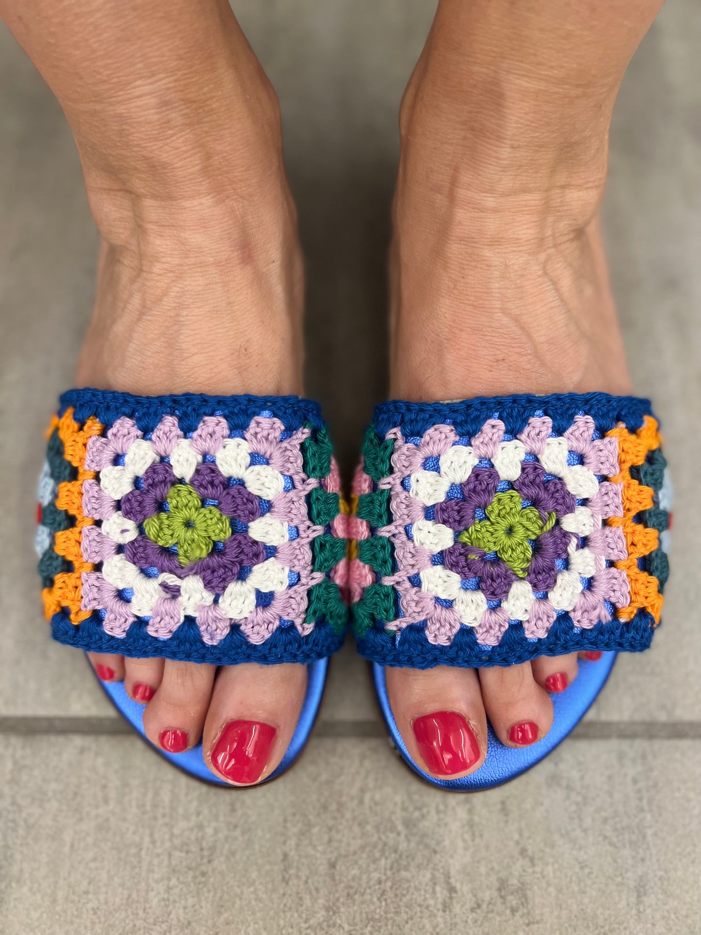 BLUE CROCHET